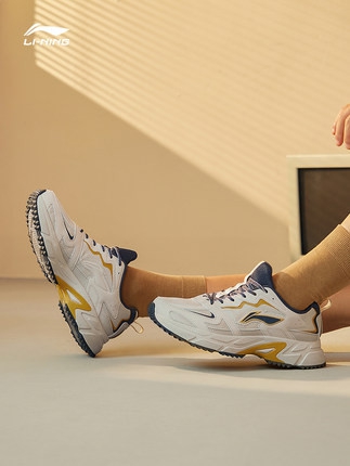 李宁跑步鞋男春秋透气男鞋新款网面鞋子国潮运动鞋男士复古老爹鞋